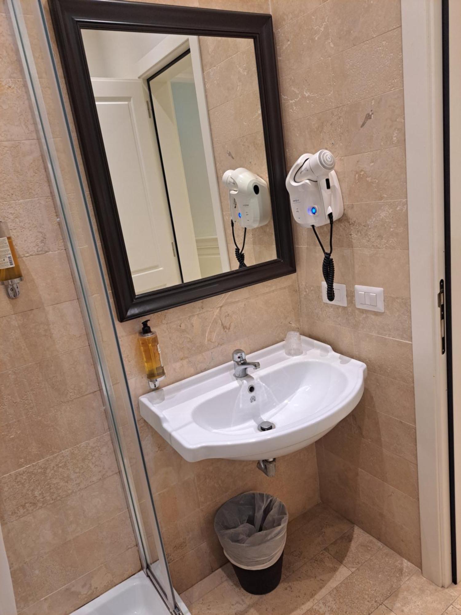 Hotel Dei Quiriti Suite Rom Exteriör bild