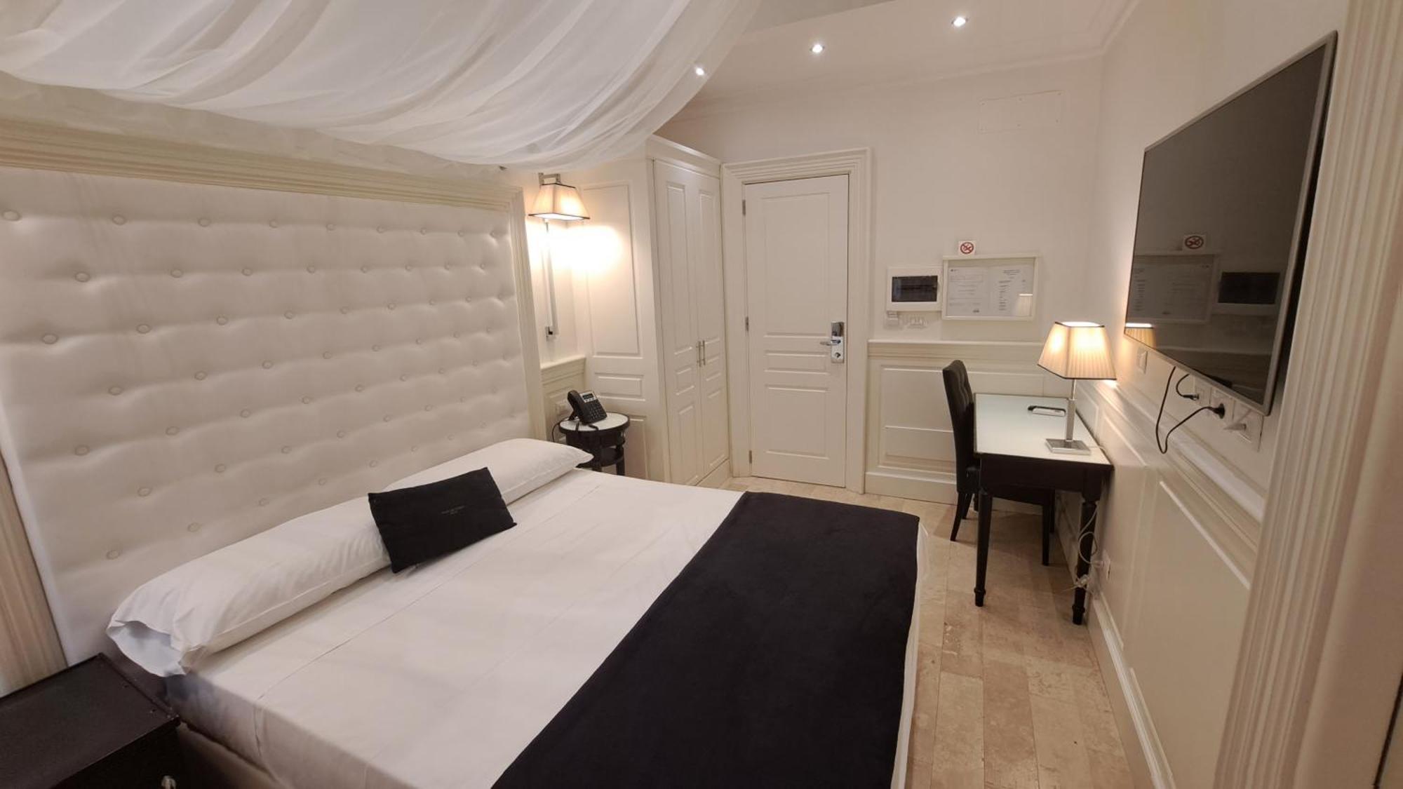 Hotel Dei Quiriti Suite Rom Exteriör bild
