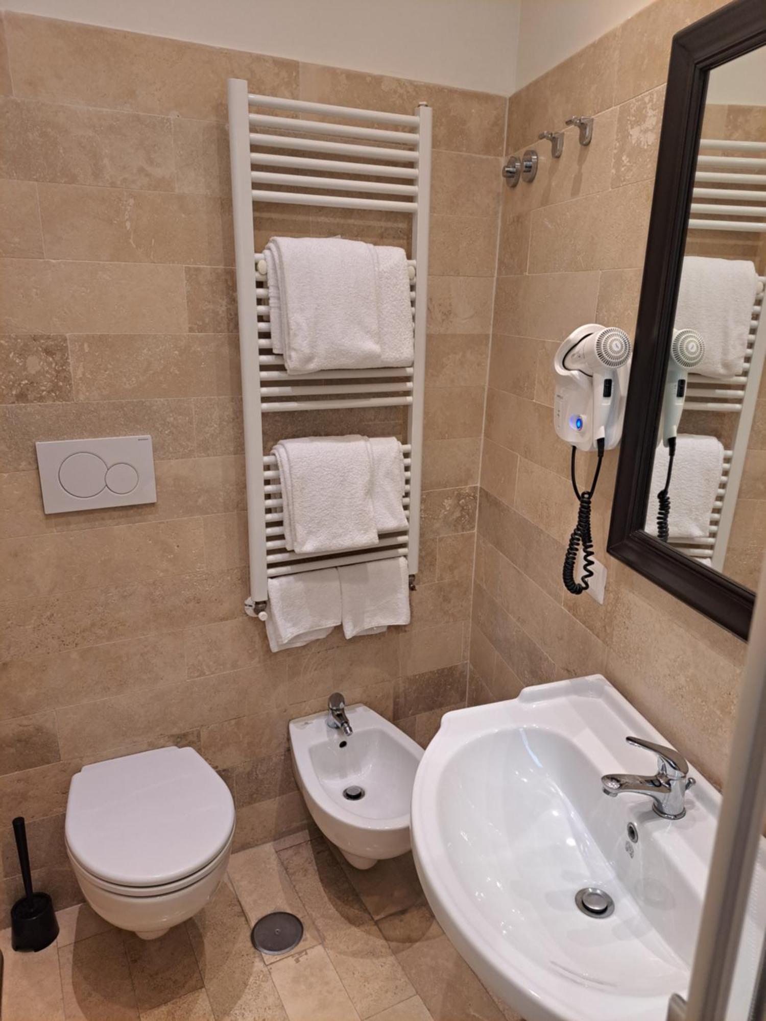 Hotel Dei Quiriti Suite Rom Exteriör bild